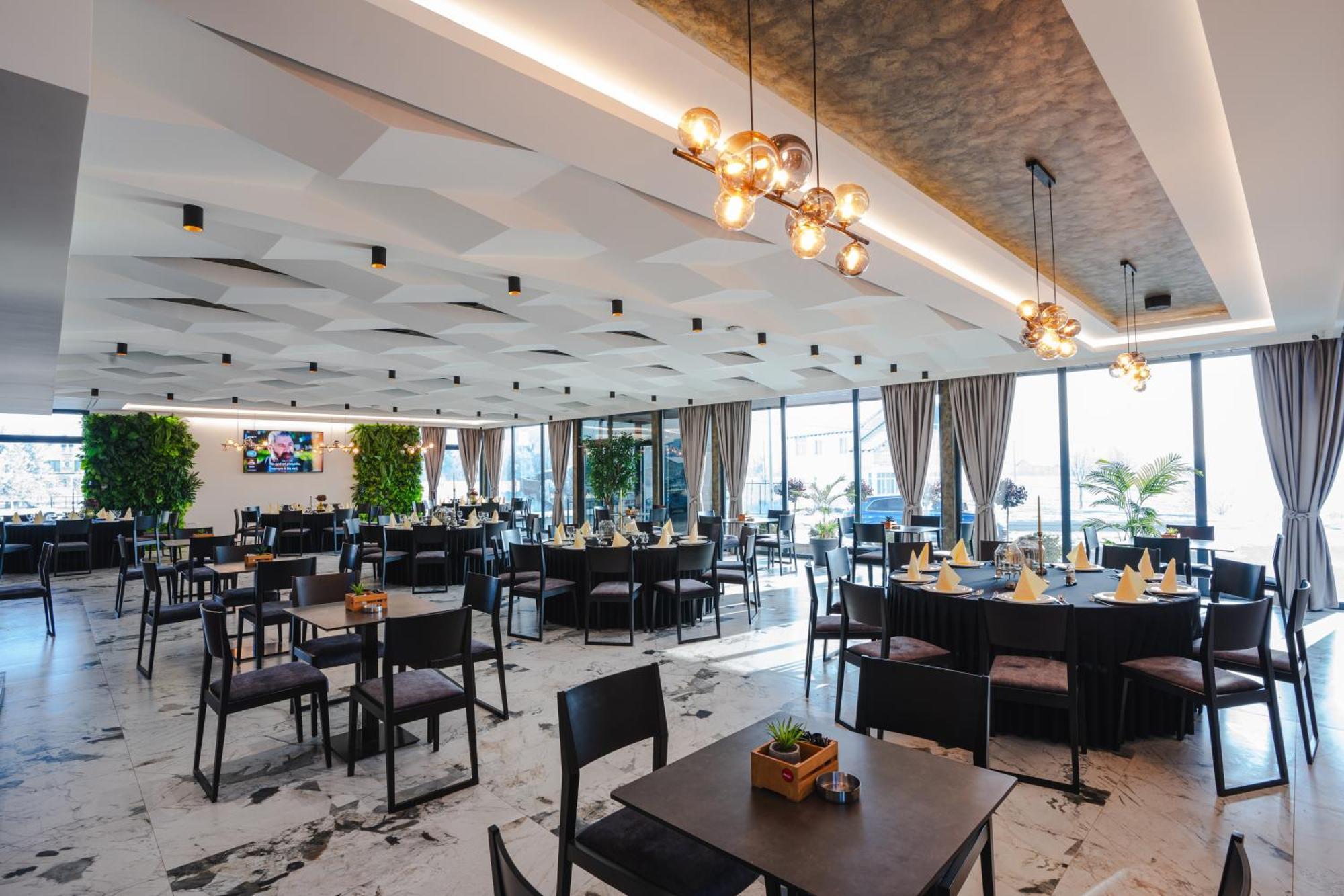 Hotel Nest Bijeljina Exterior photo